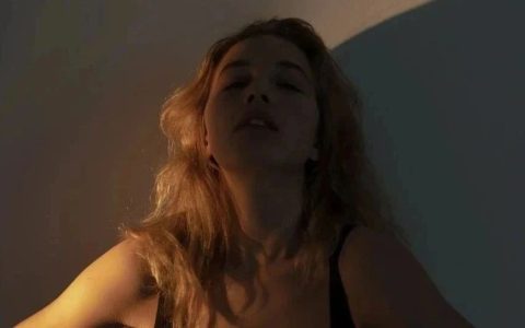 女人只有动情了，才会把这三个地方交给你，你懂吗？