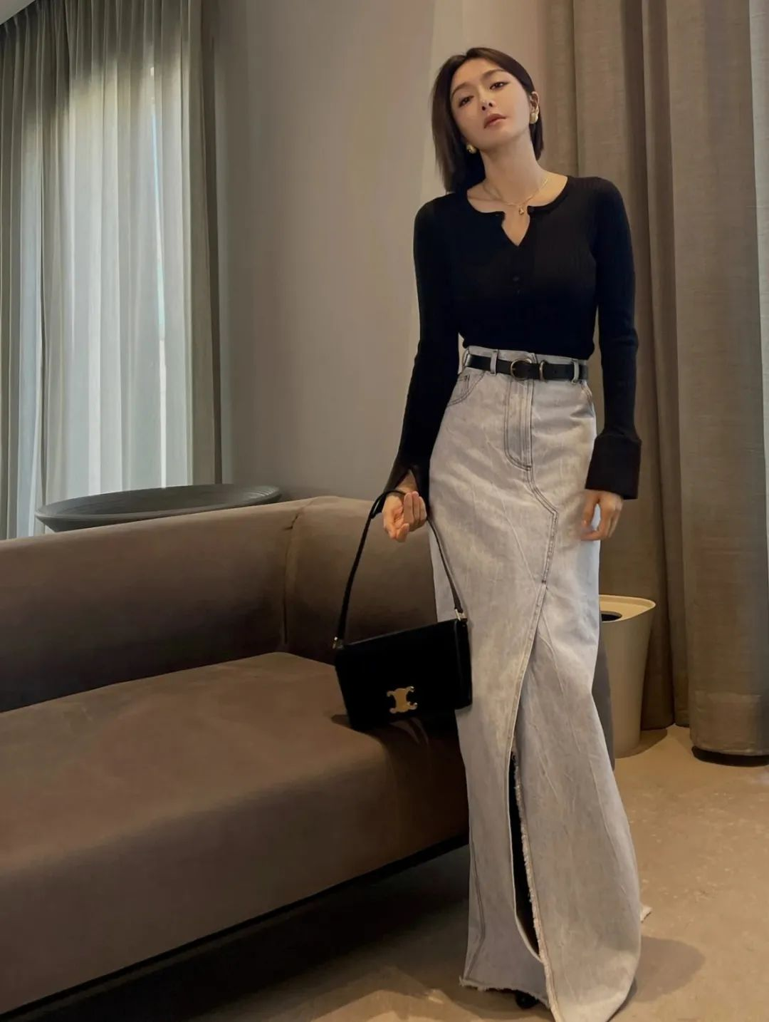 43岁秦岚即将嫁入顶级豪门!魏大勋富二代身世之谜终于被曝光,原来他竟然是……