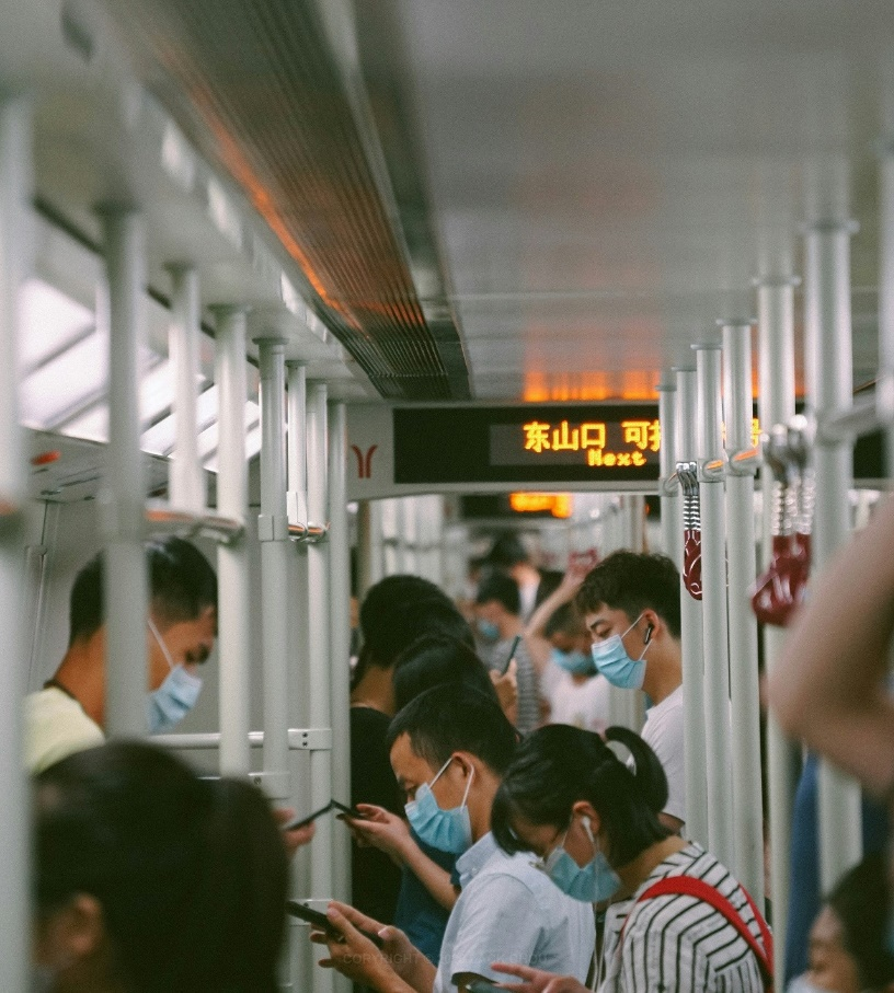 离职之后,我在图书馆“假装上班”