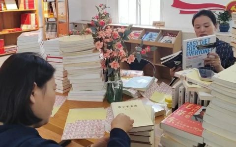 巴东县图书馆开展“文化拥军·军民共建”活动