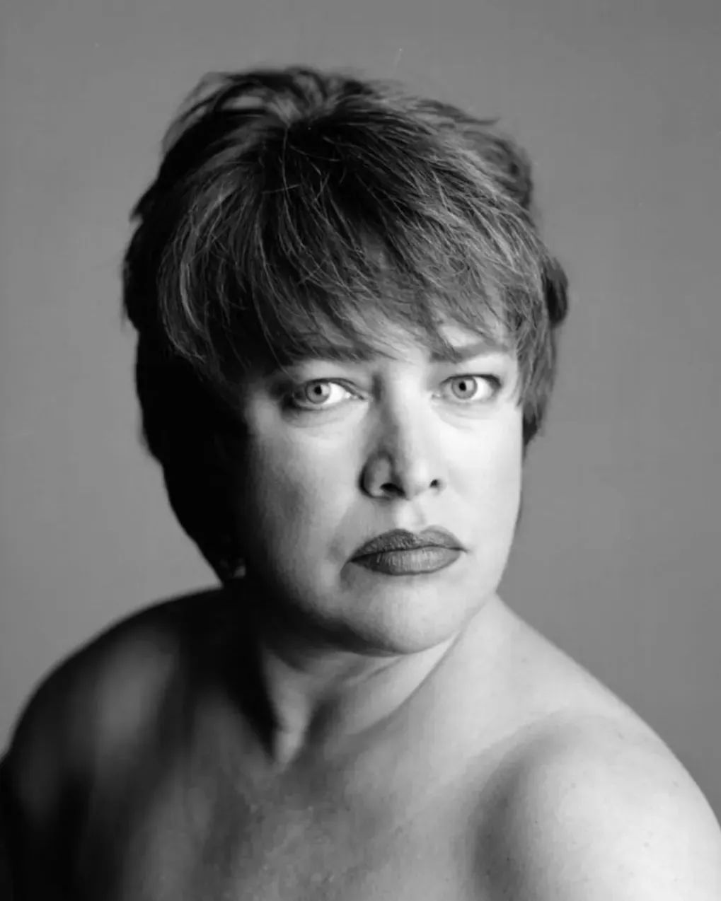 好莱坞第一恶女宣布退休！网友：再也看不到她手撕娱乐圈了