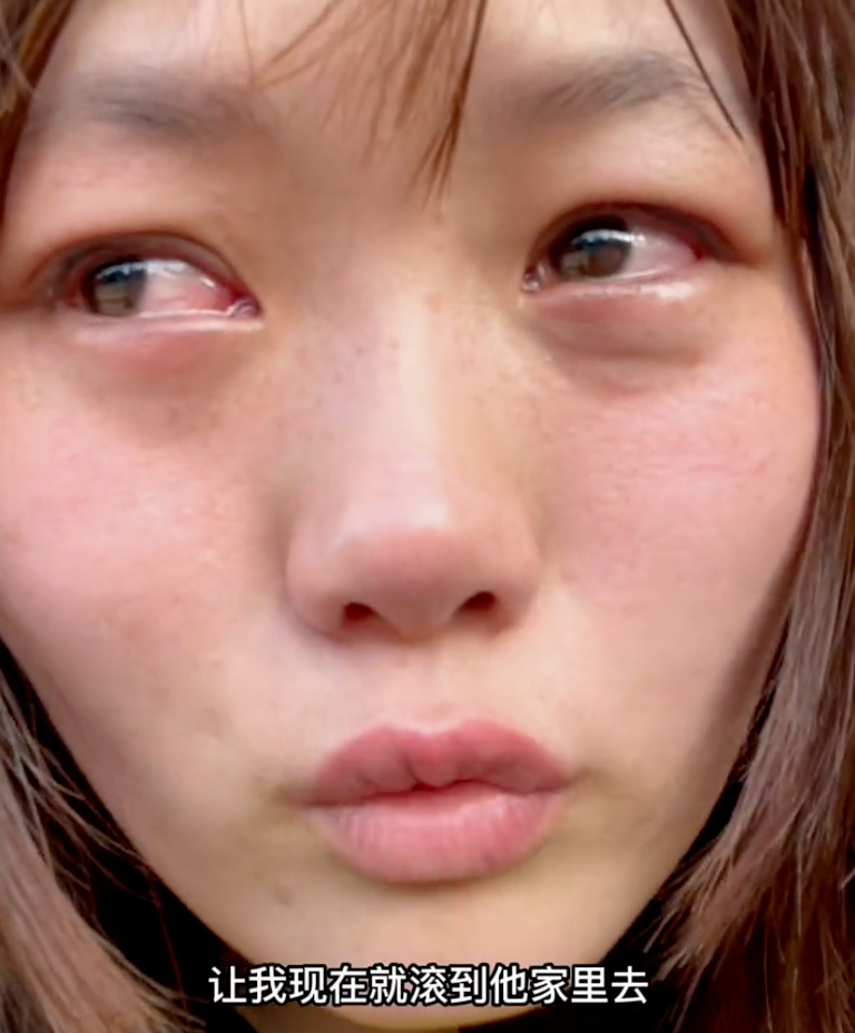 冲上热搜的“一碗牛肉面”事件:那个被践踏的山东女大学生,不就是天府广场被打的代驾小哥吗?