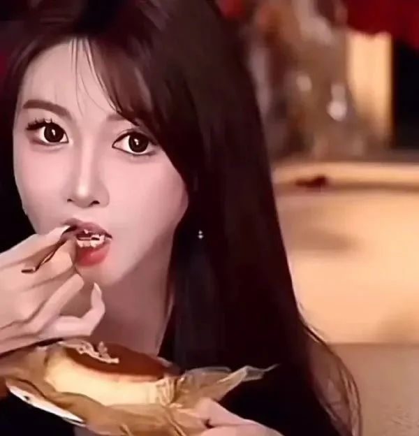 其实,叶珂玩了黄晓明