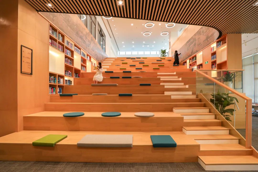 《天雨流芳：南方科技大学图书馆十年》读后感：分享理念方法经历，风格轻松活泼文艺