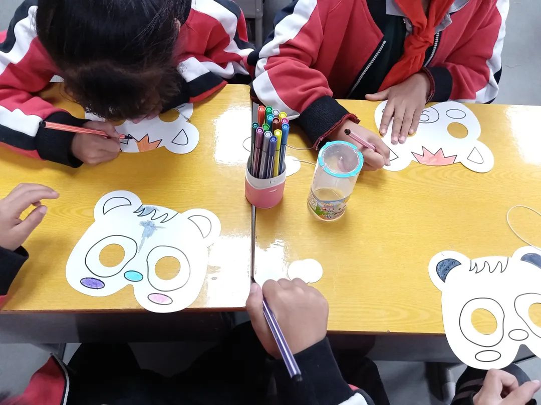 “服务零距离·书香飘万家”赤壁市图书馆开展送文化进基层活动