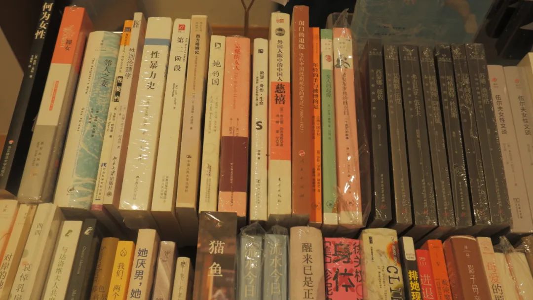 在做書当志愿者，缓解了我的存在主义危机