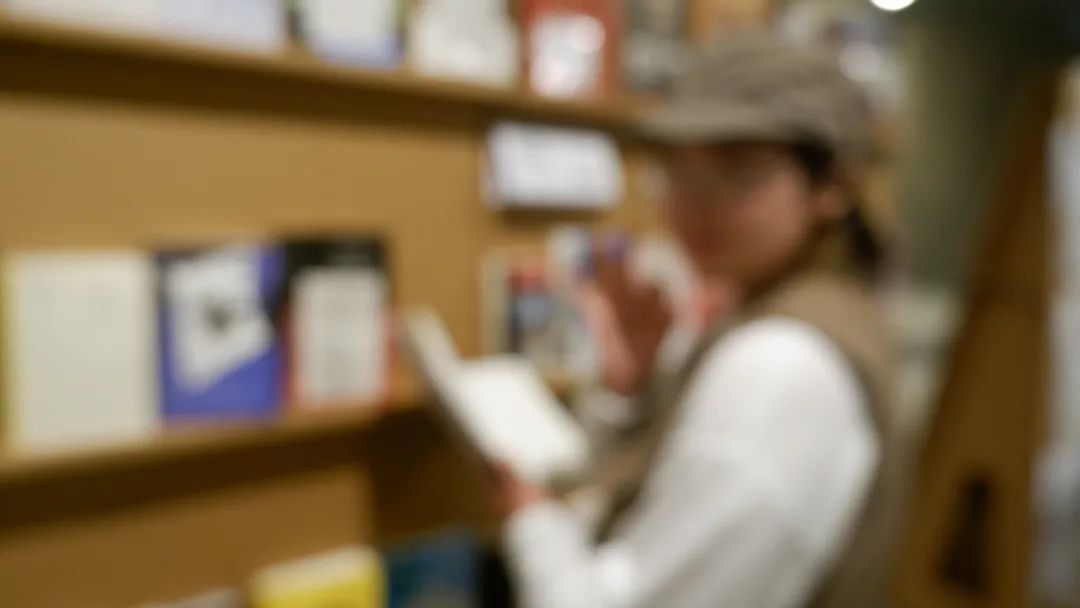 在做書当志愿者，缓解了我的存在主义危机