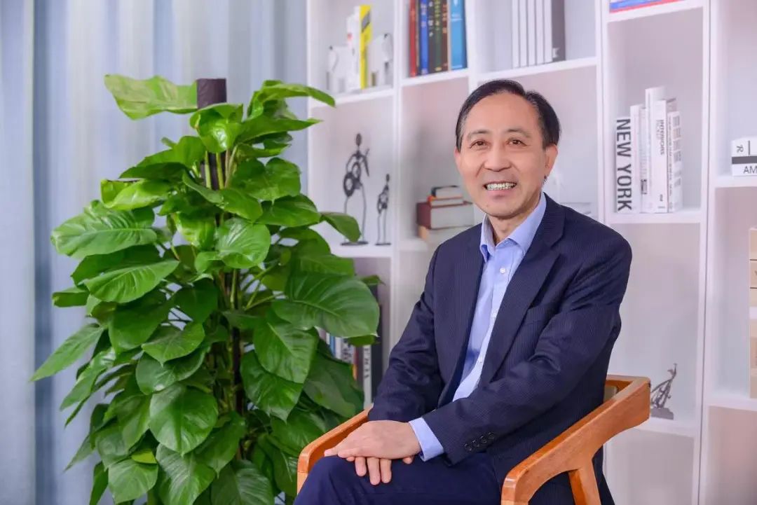 名家荐书｜著名儿童文学作家、武汉市全民阅读促进会会长徐鲁推荐“长江的孩子”儿童文学名家名作系列丛书