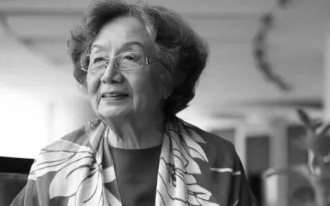 纪念叶嘉莹：与诗词相偎着，她走过了漫漫一生