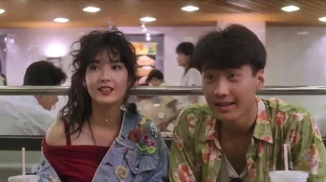 香港第一玉女，57岁风采依旧