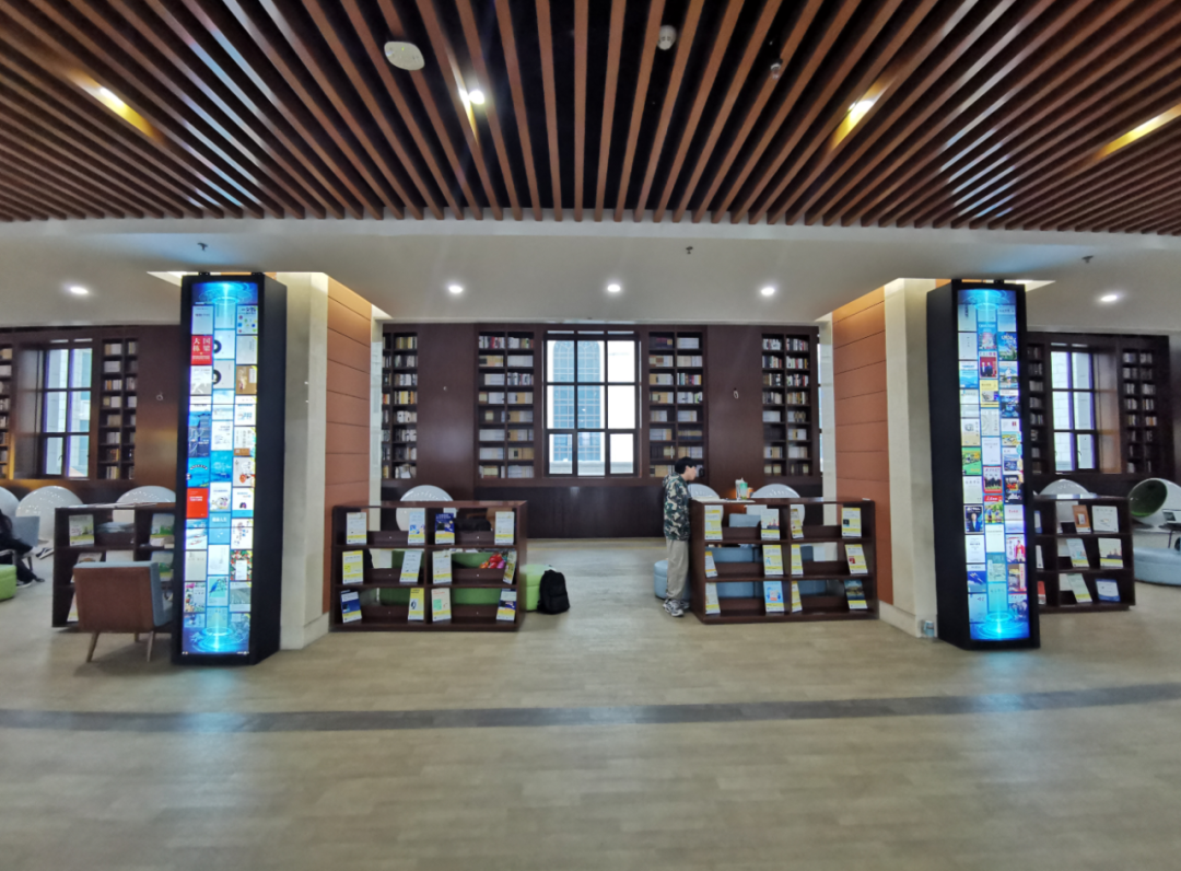 新馆写真：太原理工大学图书馆