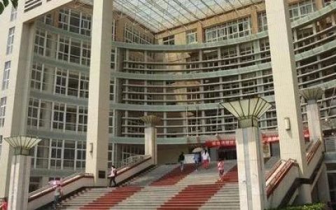 台湾大学图书资讯学及图书馆服务理论与实践