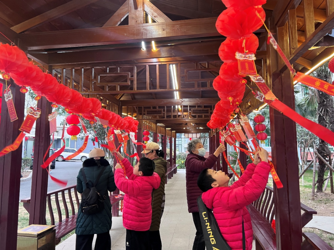 元宵佳节送书香，文化惠民暖人心：武汉图书馆开展“我们的节日·元宵节”文化志愿服务活动