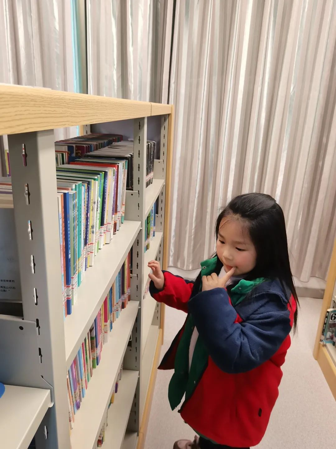 巴东县图书馆少儿分馆开展“学雷锋”系列活动——弘扬雷锋精神,共建美好社会