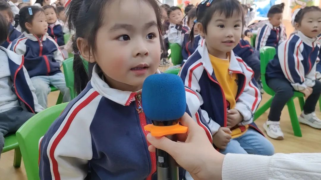 “春风翻书页 童心探世界”南漳县图书馆2025年春少儿阅读季精彩启航