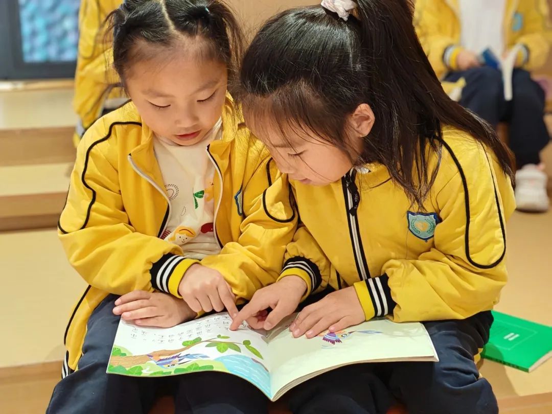 再发现图书馆：郧西县图书馆开展春季研学活动