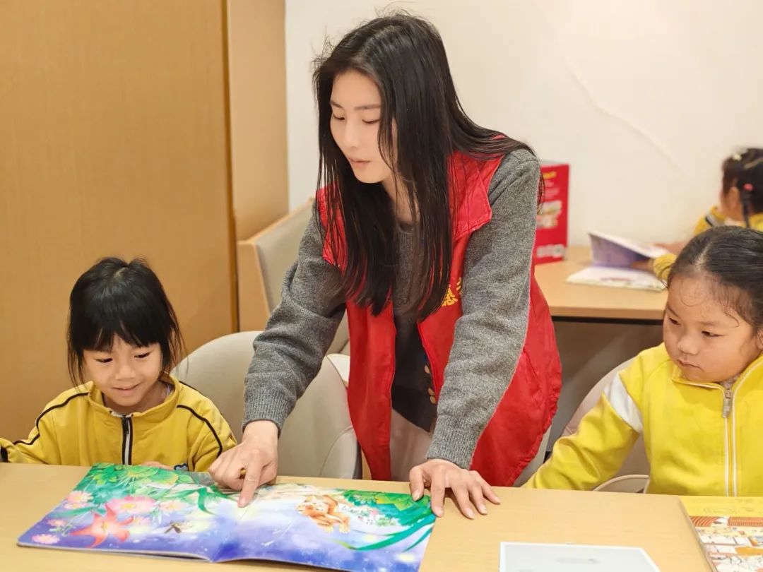 再发现图书馆：郧西县图书馆开展春季研学活动