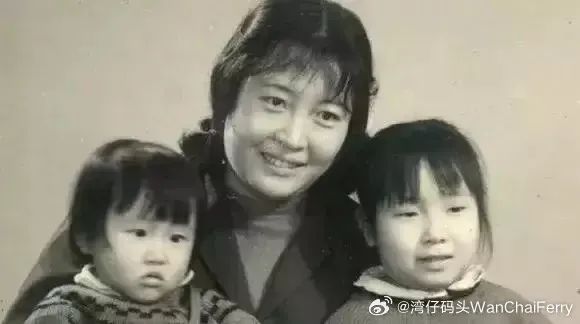 斗地痞、摆地摊，山东单亲妈妈带女儿流落香港，500元起家，建立起庞大商业帝国，产品卖到美国……