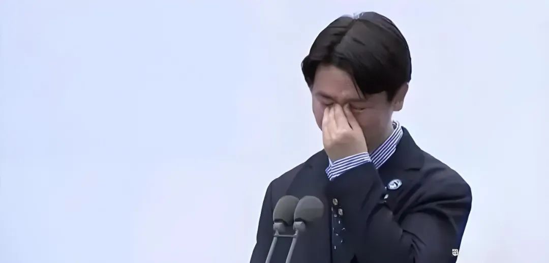 刘楚昕《泥潭》：并非杰作，但勇气可嘉