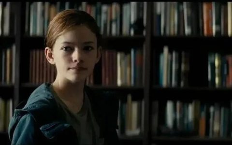 《我如此努力地活着》豆瓣8.4，读点好书，这本书在深夜里读完