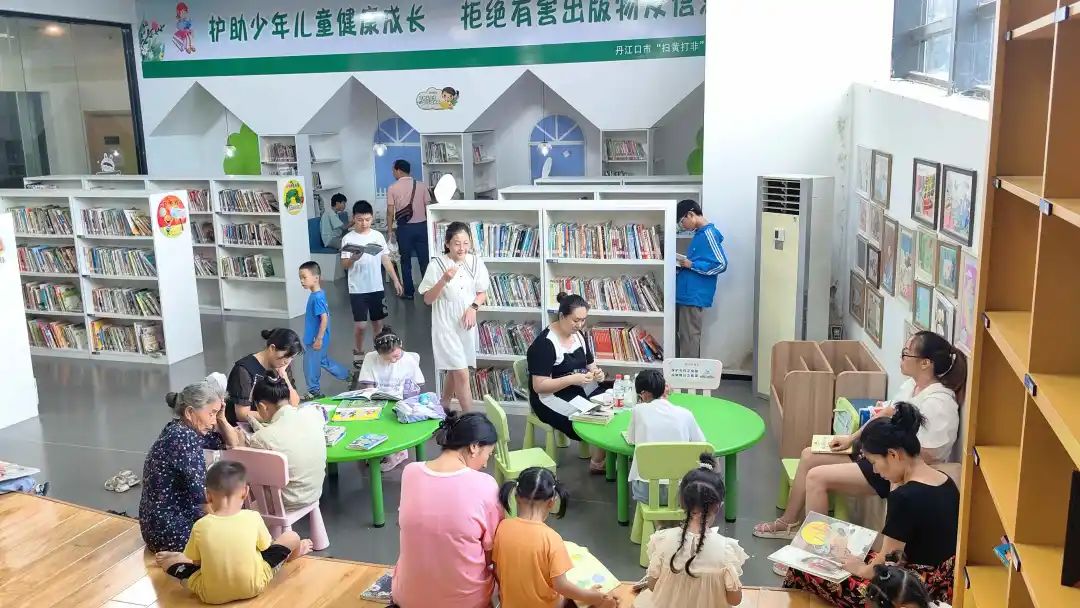 “墨香沁心脾·服务暖人心” 丹江口市图书馆暑期阅读报告来啦！