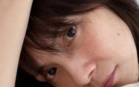 娱乐圈最“吓人”影后李心洁近照曝光，网友酸哭：童年阴影变童年女神！