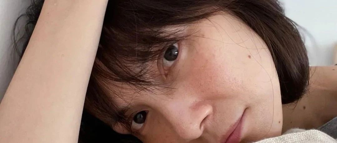 娱乐圈最“吓人”影后李心洁近照曝光，网友酸哭：童年阴影变童年女神！