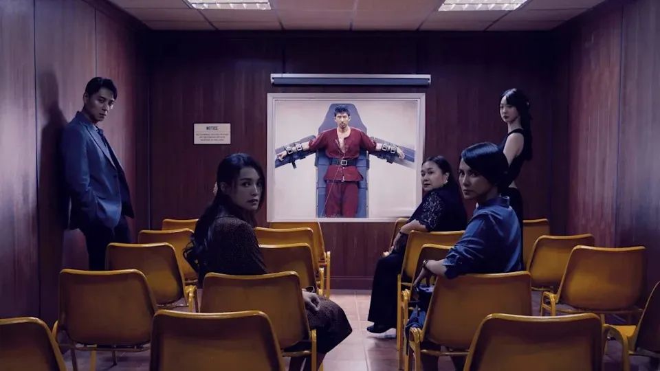 娱乐圈最“吓人”影后李心洁近照曝光，网友酸哭：童年阴影变童年女神！