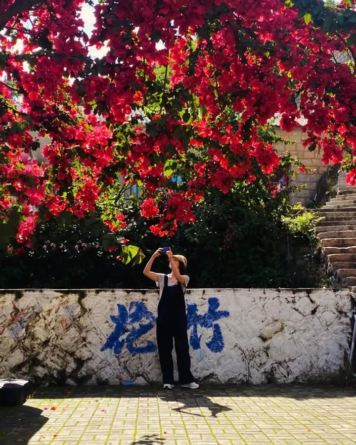 娱乐圈最“吓人”影后李心洁近照曝光，网友酸哭：童年阴影变童年女神！