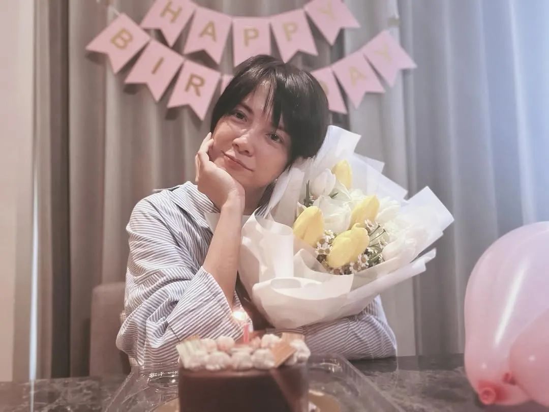 娱乐圈最“吓人”影后李心洁近照曝光，网友酸哭：童年阴影变童年女神！