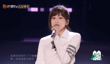 42岁王心凌，紧急送医，但还能唱