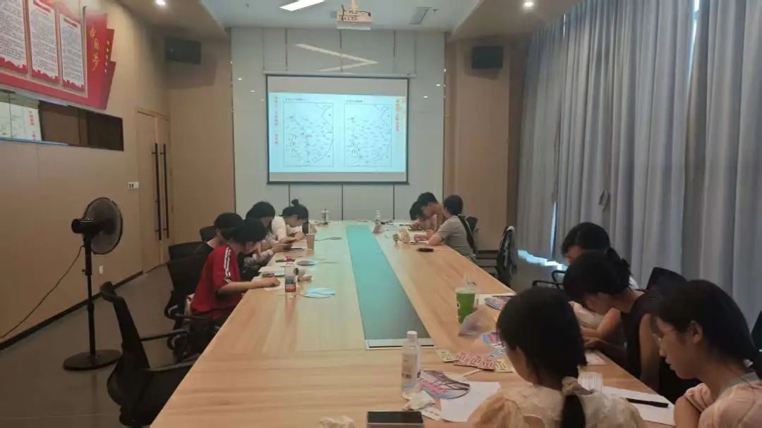 盛夏书香漫水都：丹江口市图书馆暑期阅读活动全景回顾