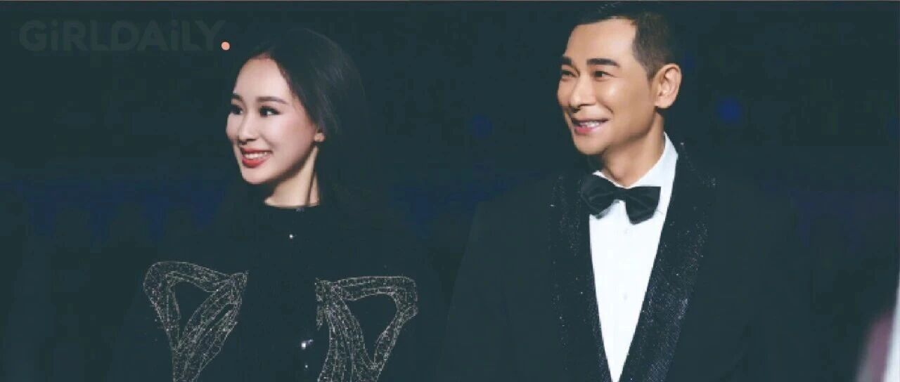 赵文卓女儿成港大新生，今年香港三大挤满全球学霸......