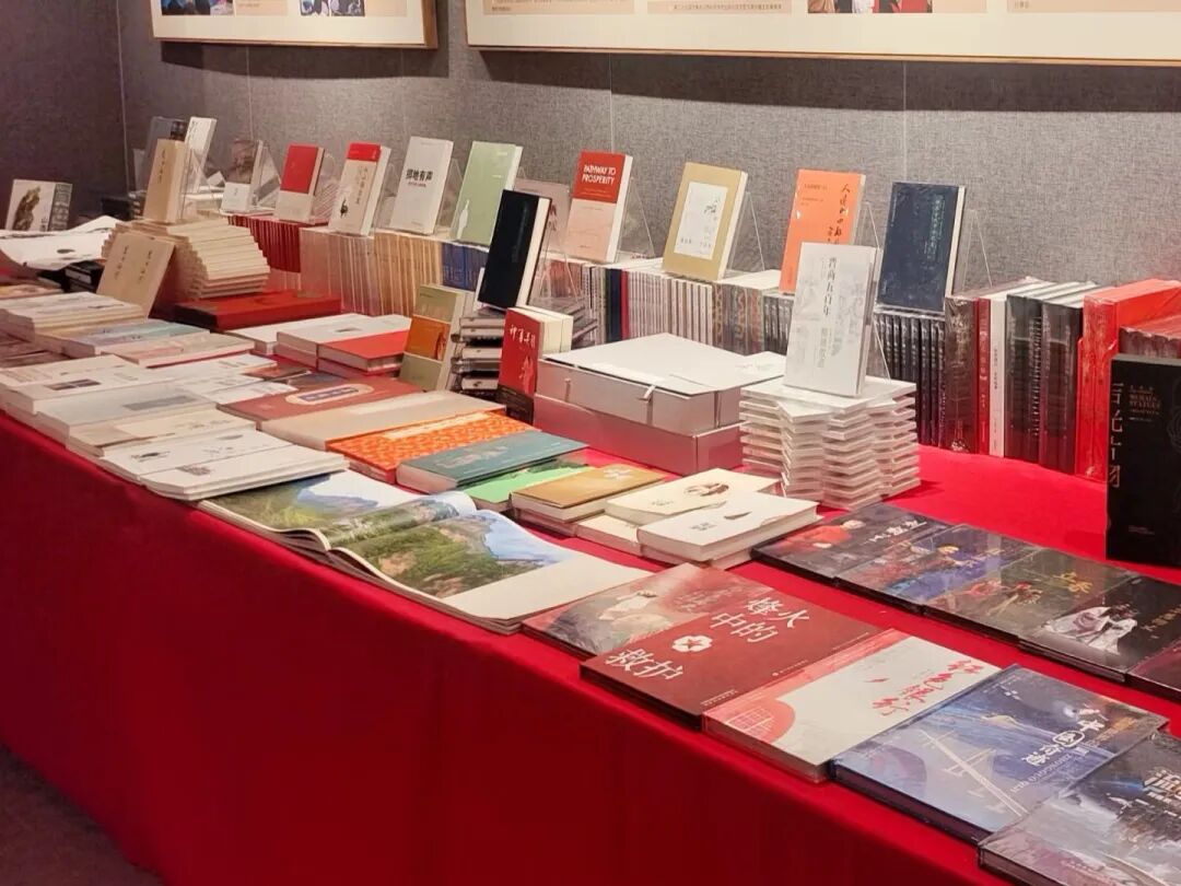 双节同庆 书香满城:南漳县图书馆国庆中秋活动预告