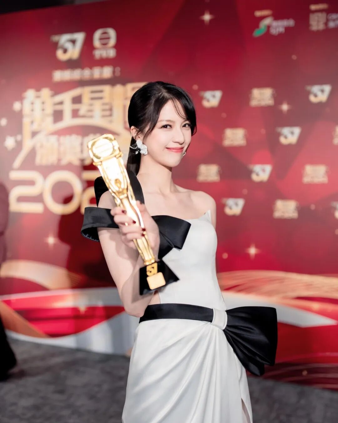 进击的小花!谁能撑起港剧的未来