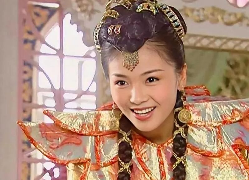 王珂也没想到,为自己还清亿万债务的刘涛,走上了另外一条上坡路