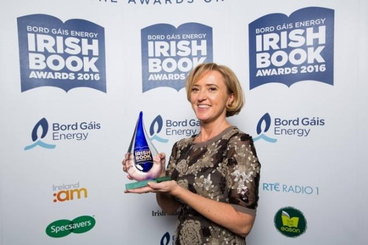 今年最值得读的悬疑小说《囚笼之家》必须有它 !