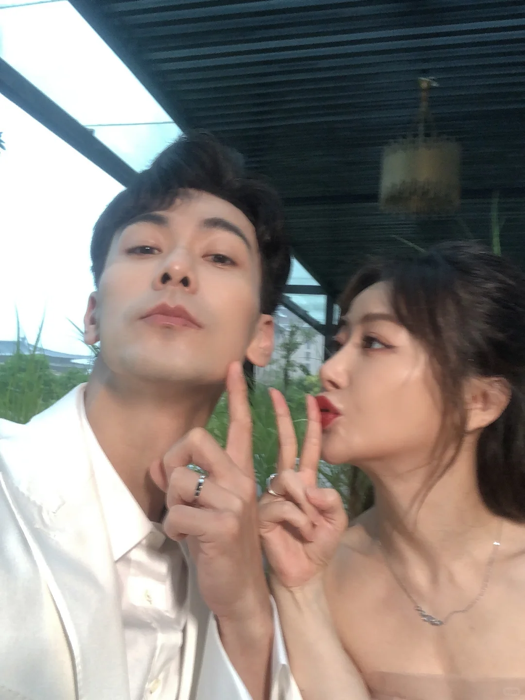 50岁陈紫函单方面“被离婚”,你们吹捧的姐弟恋也就那样