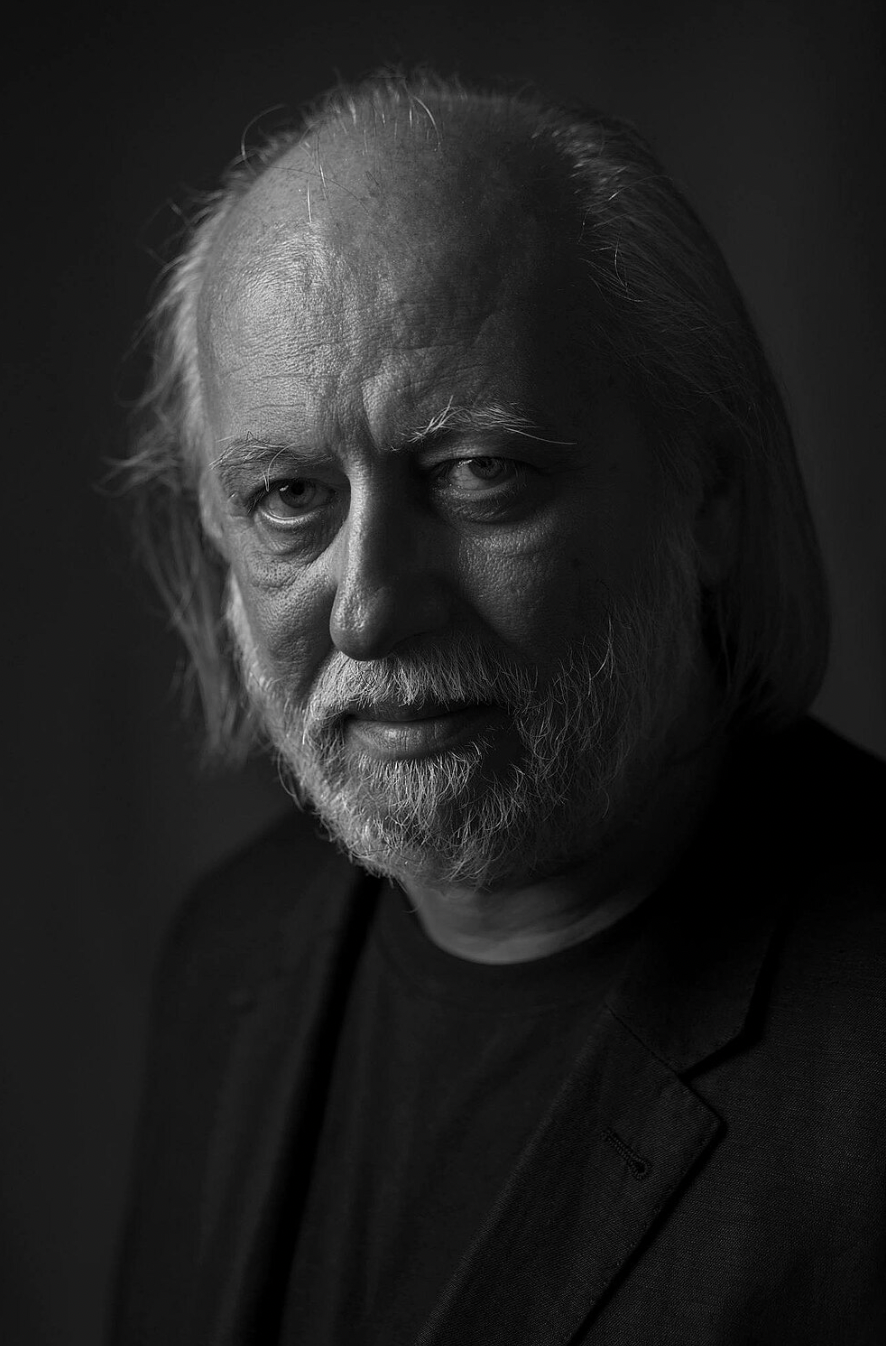 拉斯洛·克拉斯诺霍尔卡伊：回到仆从们中