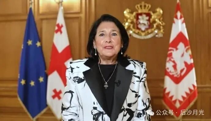 小国生存不易!它遭遇了第五次“颜色革命”