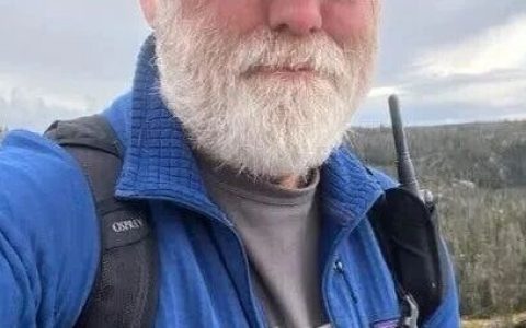 中国网友偶遇“失联”诺奖得主，评论区笑疯：真的是全球街溜子