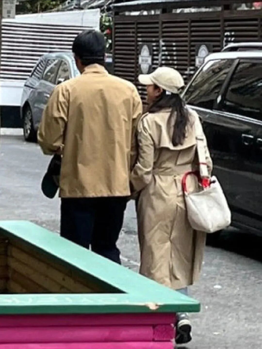 中国网友偶遇“失联”诺奖得主,评论区笑疯:真的是全球街溜子