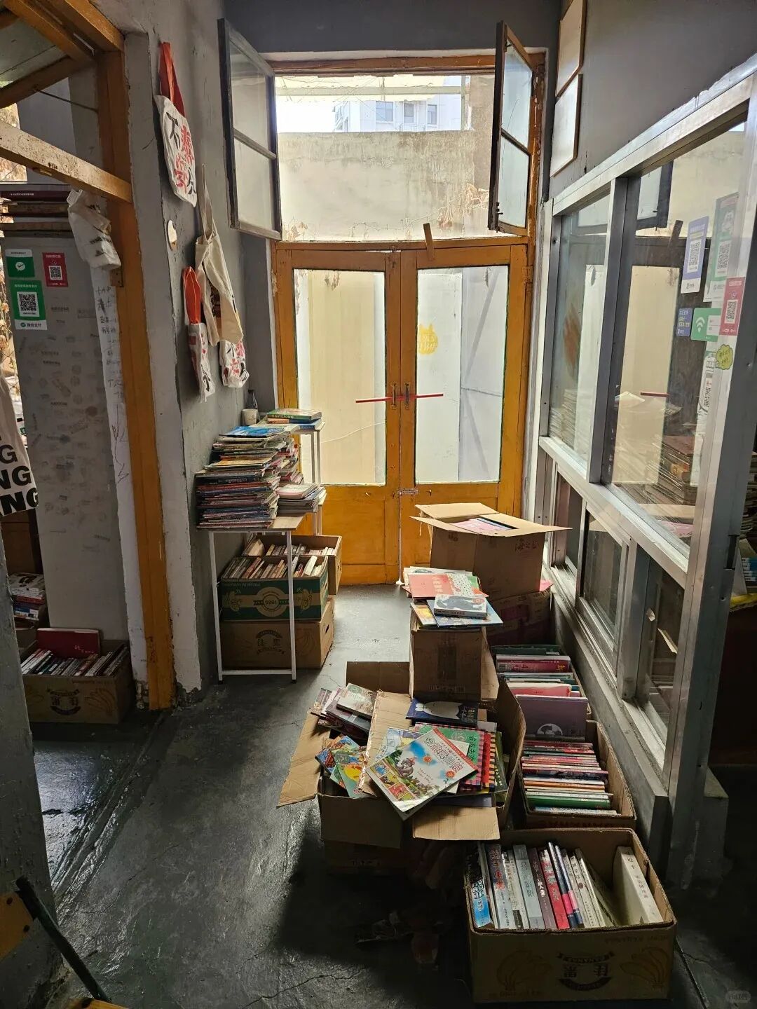 打卡！一家开放式无人自助书店！