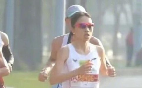 “最快女护士”被处分第二天，最匪夷所思的一幕出现了