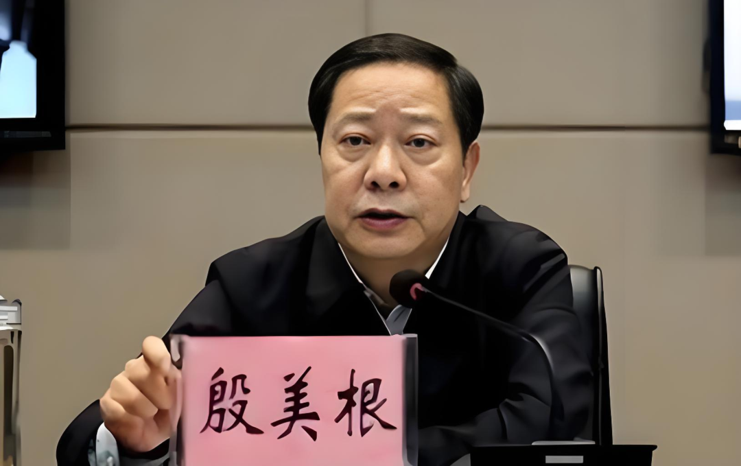 比李佩霞还美！江西美女董事长鞠雅，被央视曝光了（1）