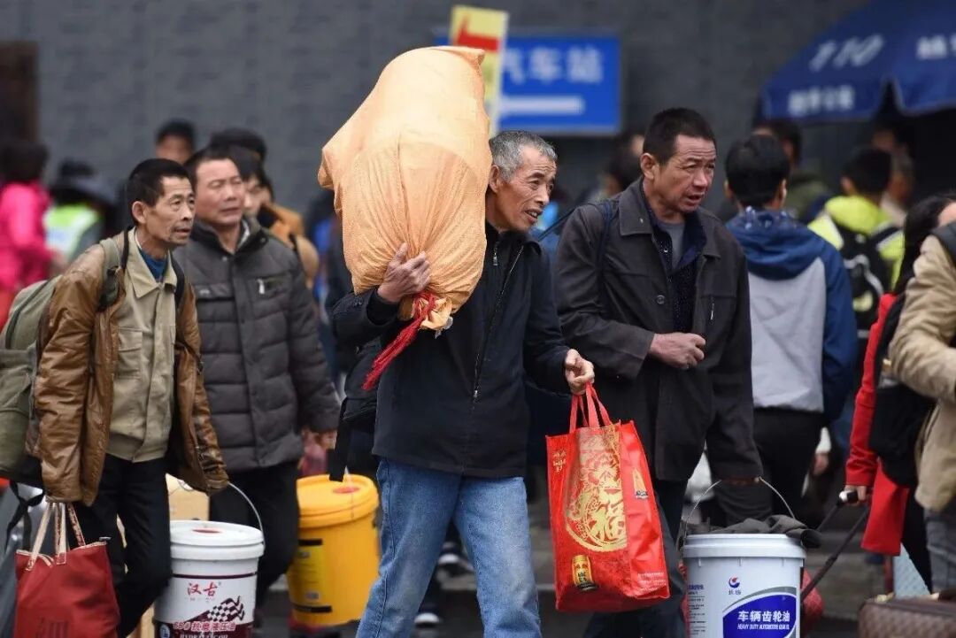 一位博士的返乡笔记：春节回家究竟是为了什么？