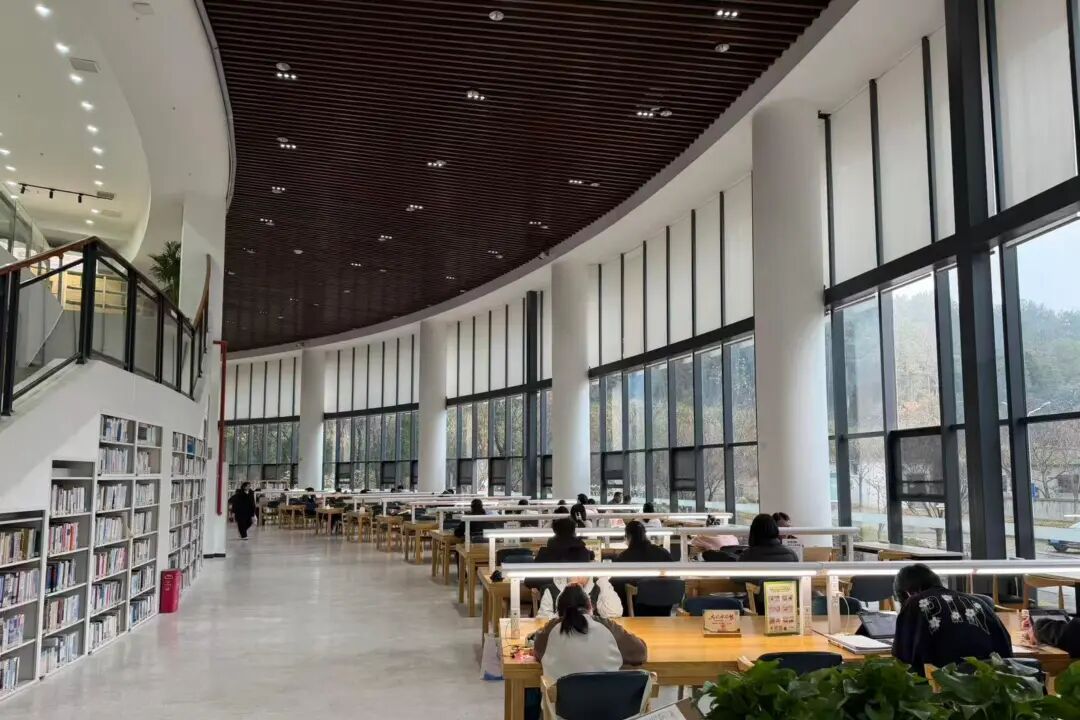 咸宁市图书馆活动回顾：品书香年味 赴新春之约