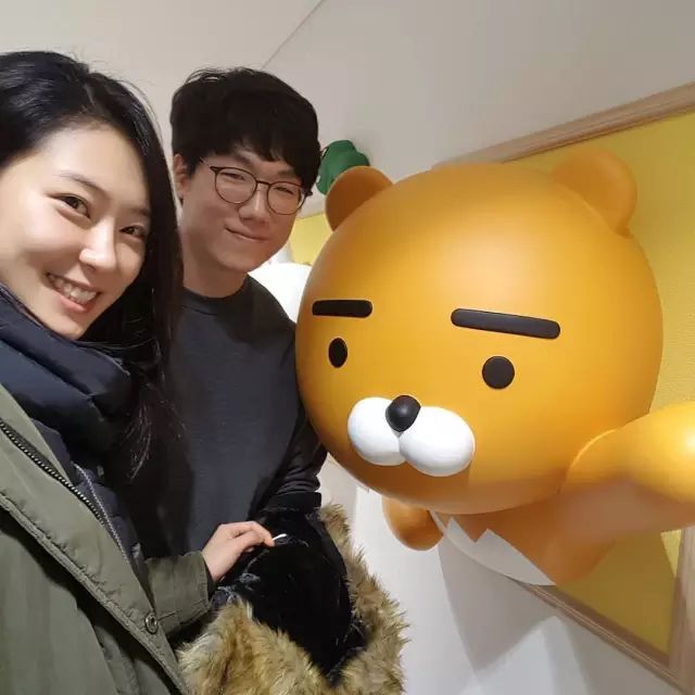 从清秀到性感，从女生到女人，当这个女医生脱下白大褂，震惊了整个病房！