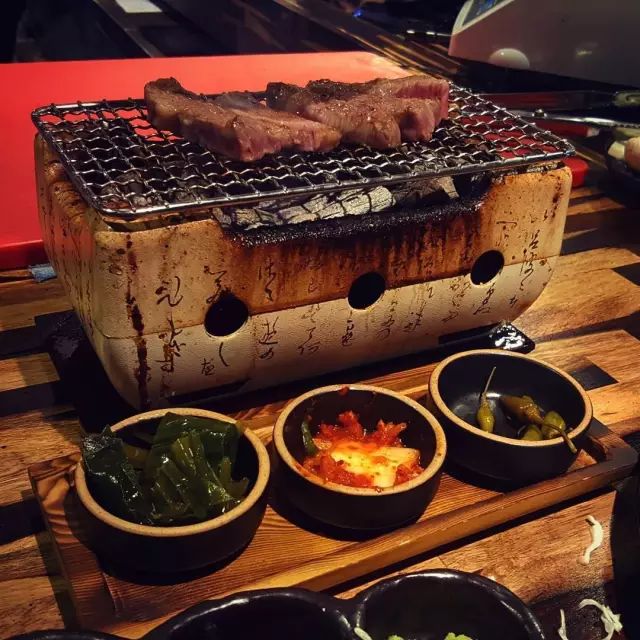 从清秀到性感，从女生到女人，当这个女医生脱下白大褂，震惊了整个病房！