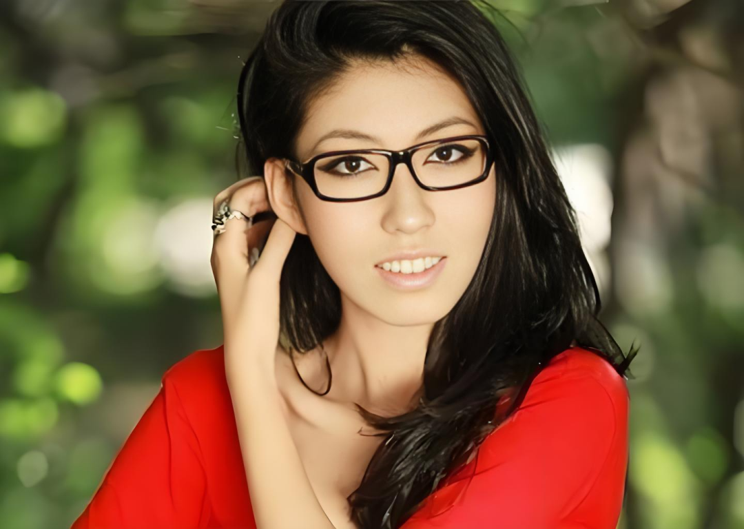 母亲涉案3.5亿，歌手曲婉婷想回国复出（2）